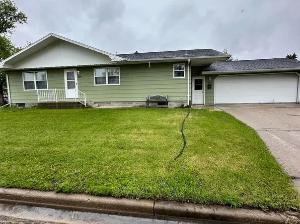 275 8th Ave S, Carrington, ND 58421
