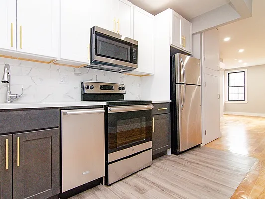 Rented by Compass | media 1