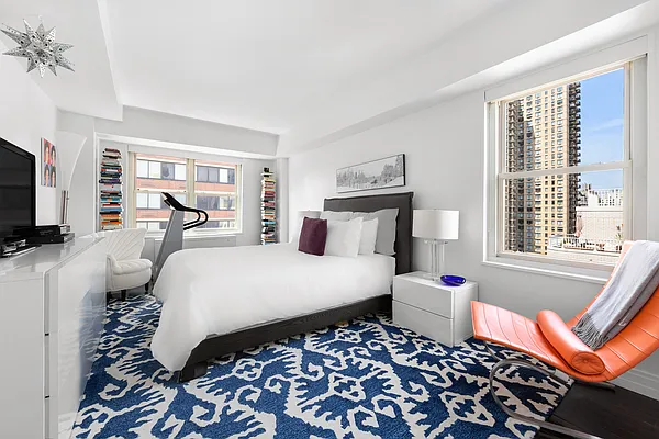 Sold by Compass | media 6