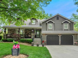 1037 NE Remington Ct, Lees Summit, MO 64086