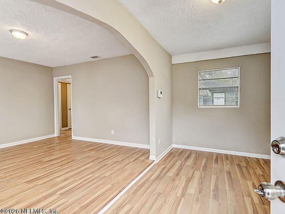 2nd image of 1643 W 34TH Street