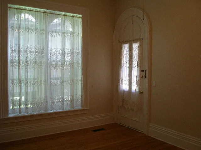 1 bed, 700 sqft, $845 — Photo 3