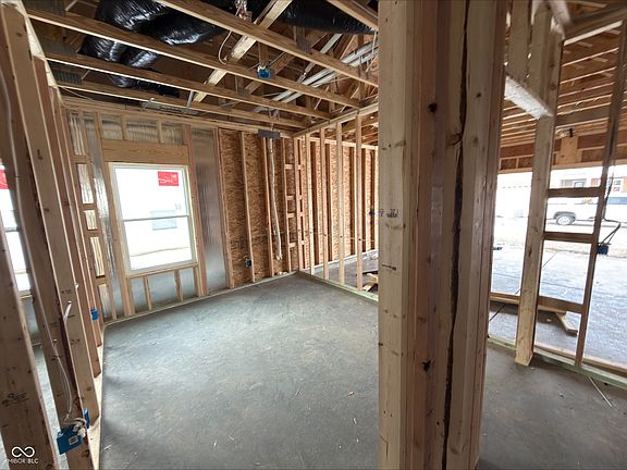 2nd image of 1177 Pegasus Dr