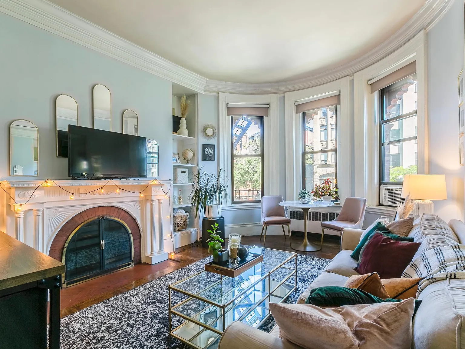 1 bed, 500 sqft, $3,400 — Photo 2
