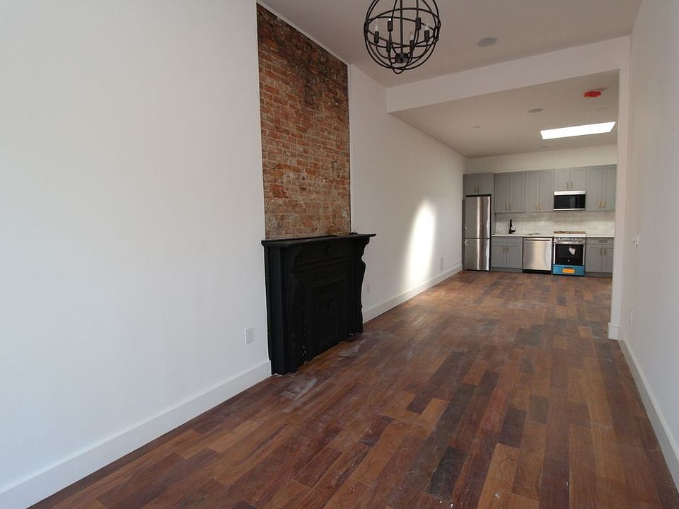 1st image of 690 Macon St Floor 4