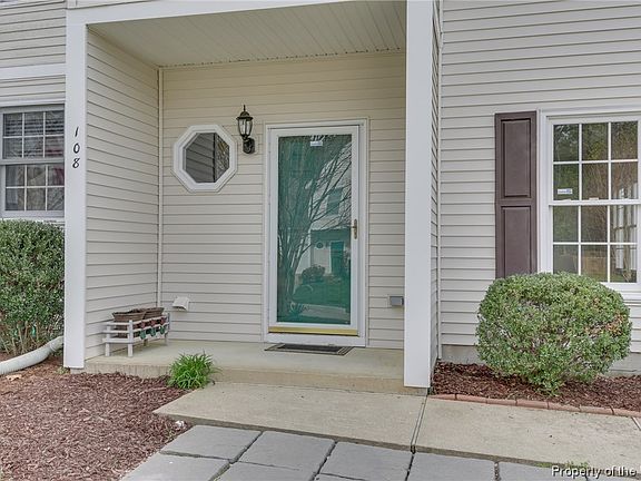 3rd image of 108 Callahan Dr #Na