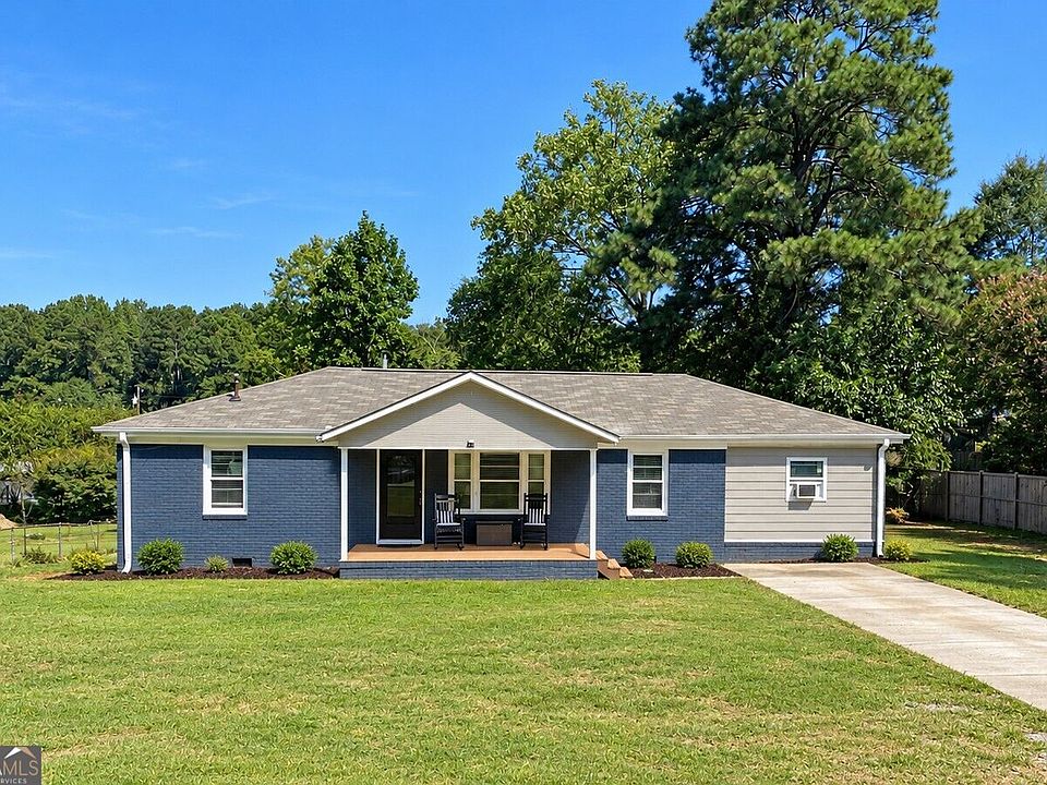 1st image of 2308 Clay Rd