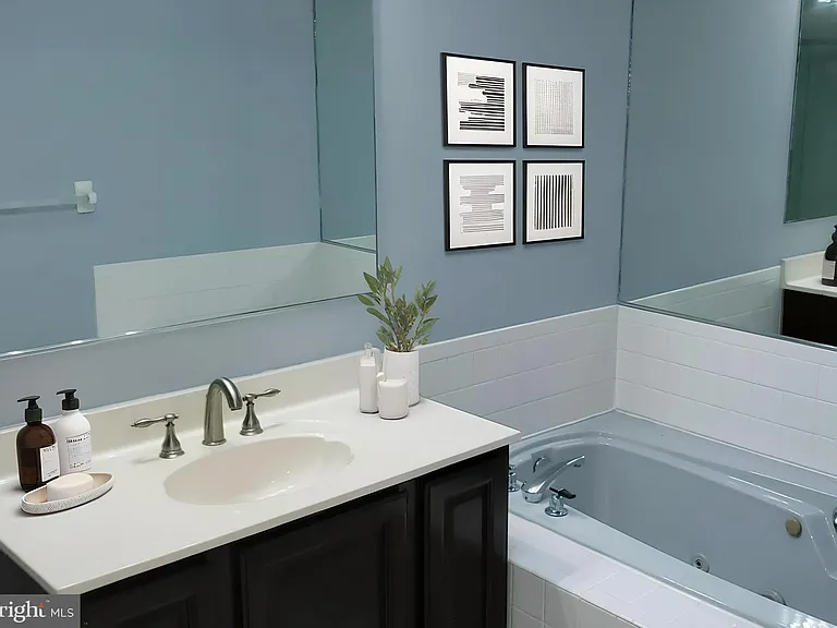 6 Halstead Pl — Photo 6