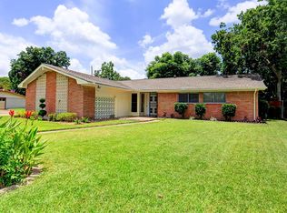 4134 Dragonwick Dr, Houston, TX 77045