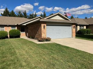 291 Woodlawn Dr, Tipp City, OH 45371