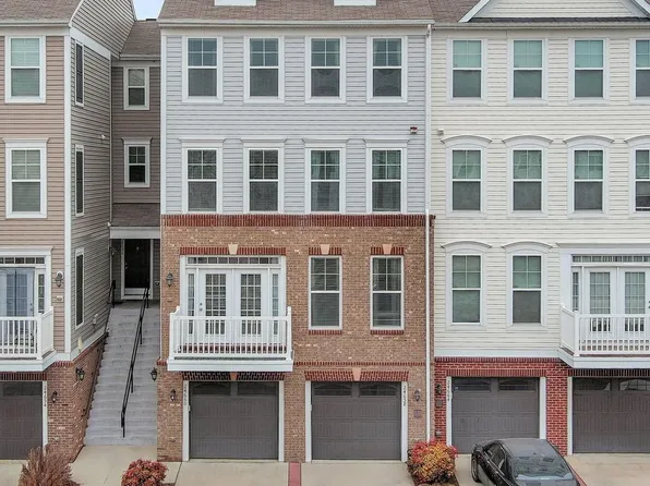 24660 Caribou Sq, Aldie, VA 20105