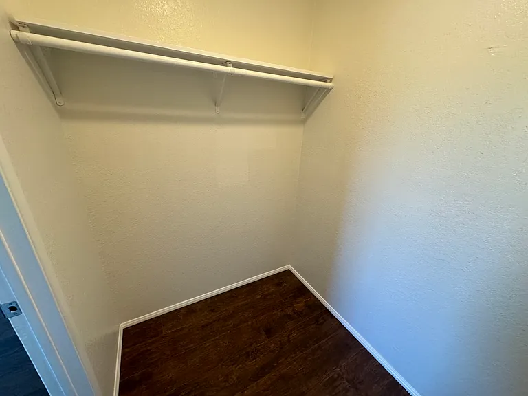 Magnolia Manor — Photo 27
