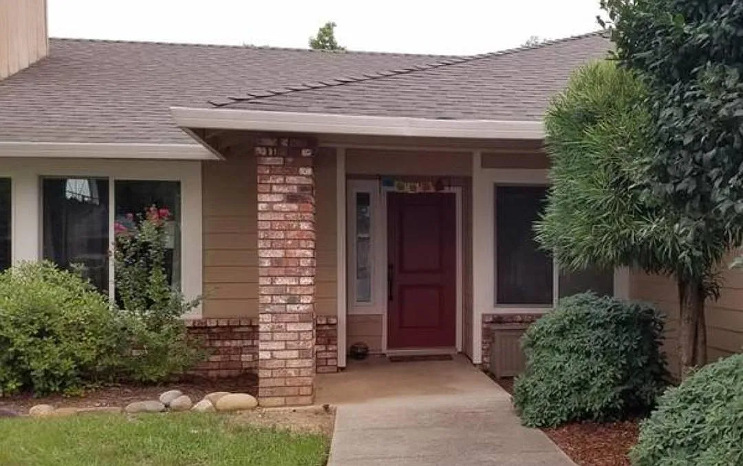 2541 Candlewood Dr — Photo 1