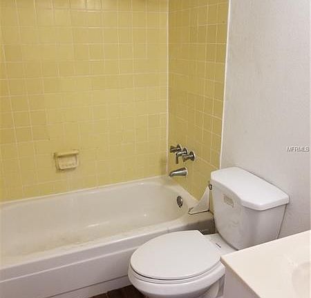 5th image of 235 114th Ave N Unit 3