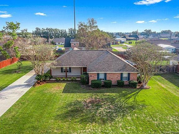 2nd image of 6709 Bonne Meadow Ln