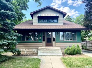 1301 Market St, Pekin, IL