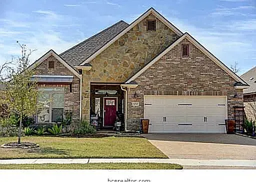 4252 Rocky Rhodes Dr — Photo 1