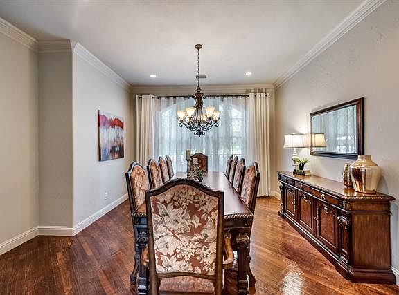 5th image of 2300 Highgate Dr