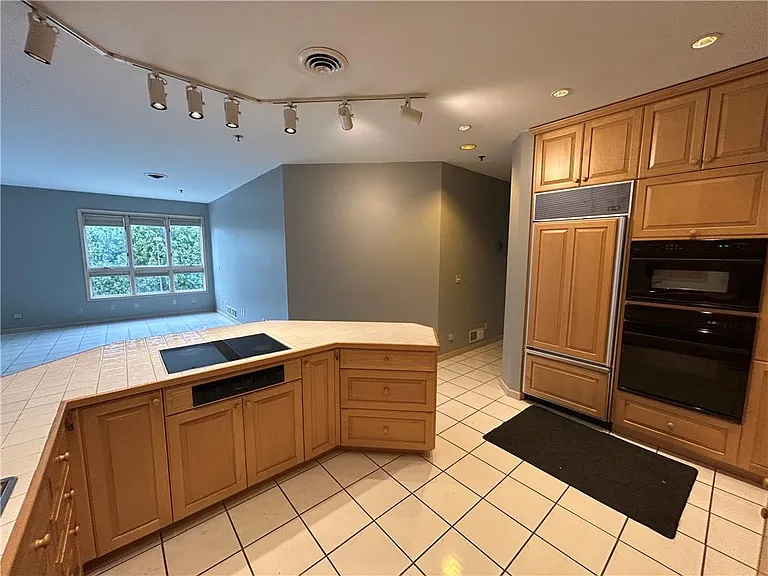 1415 E Pennsylvania St #2 — Photo 7
