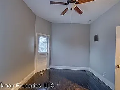 276 E Loudon Ave — Photo 5