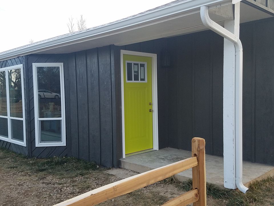 1st image of 213 Pierce St