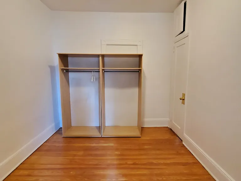 25-39 36th St #2REAR — Photo 5