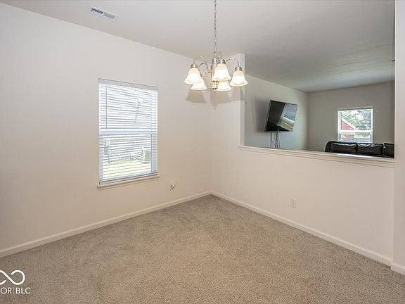 5th image of 2625 Applecard Dr