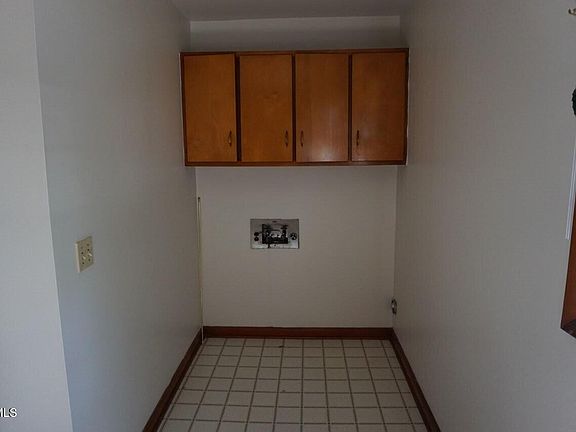 5th image of 133 E Ravine Rd