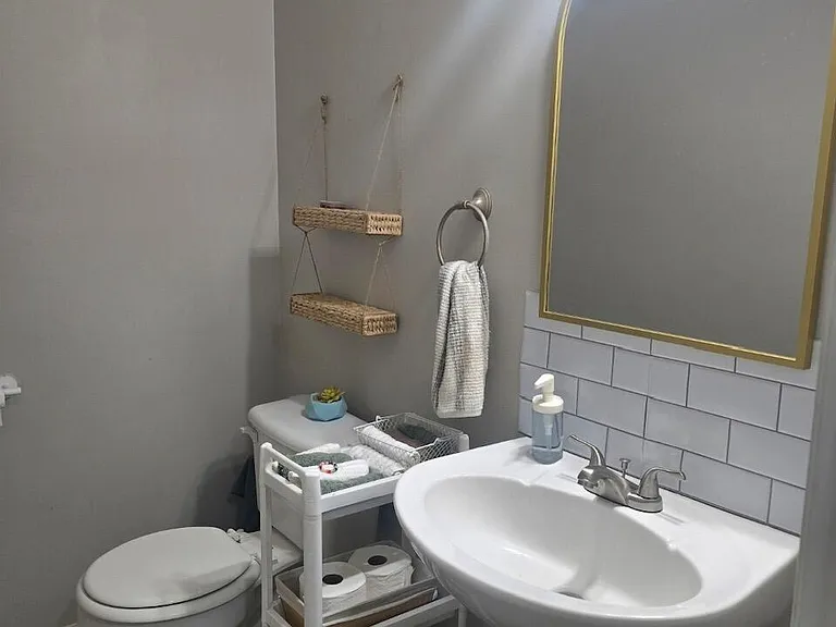 815 Homestead Park Dr — Photo 6