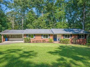 1874 Pine Tree Trl, Gainesville, GA 30501
