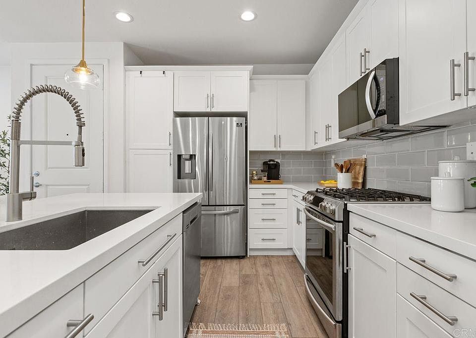 1st image of 3266 Vestra Way