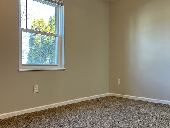 5th image of 1015 Concord Ave APT A4