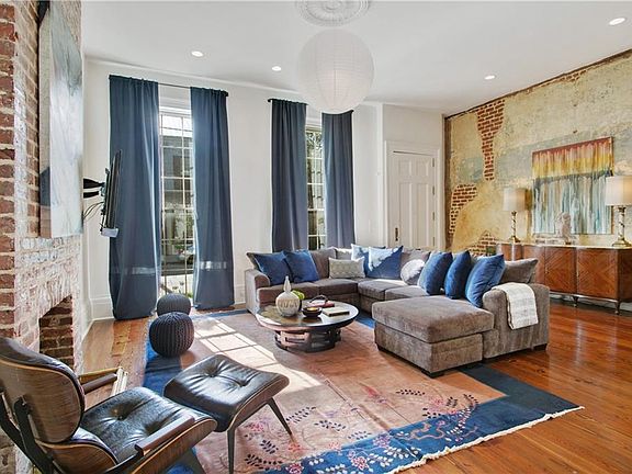 3rd image of 1351 Magazine St