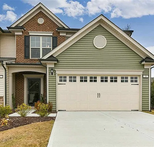 210 Lynchwick Ln Photo 1