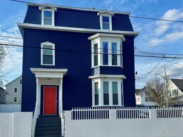 69 Detroit Ave, Providence, RI 02907