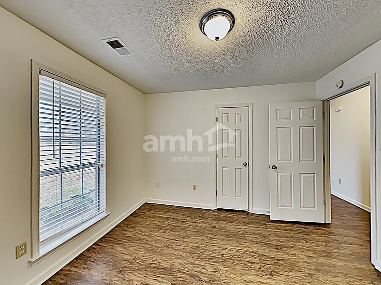 4135 Meadowfield Ln — Photo 11