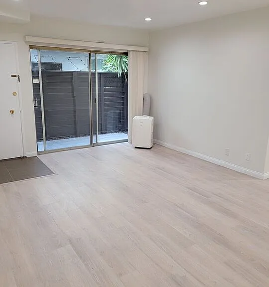 1132 S Oakhurst Dr #2 — Photo 6