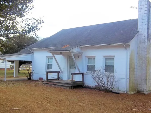 119 Hewitt St, Saluda, VA 23149