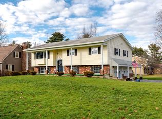 5 Elmwood Dr, South Glens Falls, NY 12803