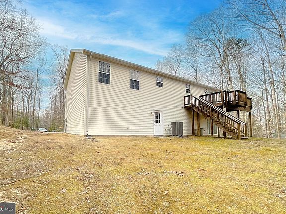 5th image of 38302 Henrietta Ln