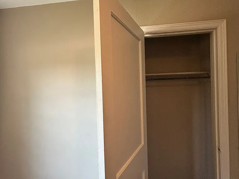 700 N Russell St — Photo 6