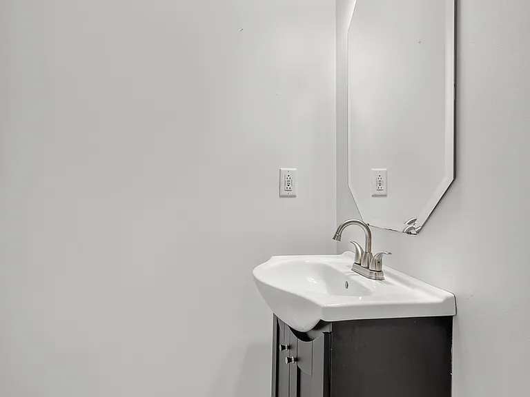 407 Arapaho Dr — Photo 11
