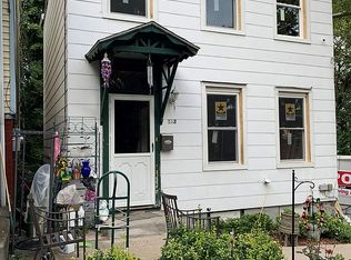 112 Clinton St, Newburgh, NY 12550