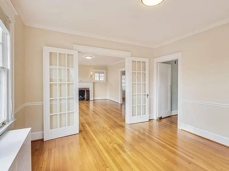 4509 Highland Ave — Photo 9