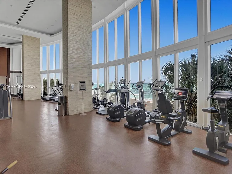 16001 Collins Ave #805 — Photo 35