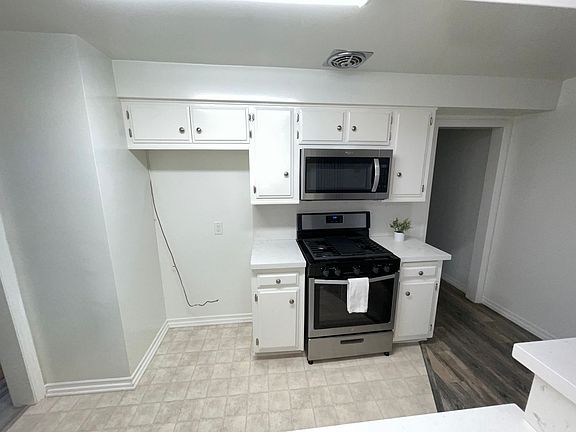 5th image of 665 W Sierra Madre Blvd #19