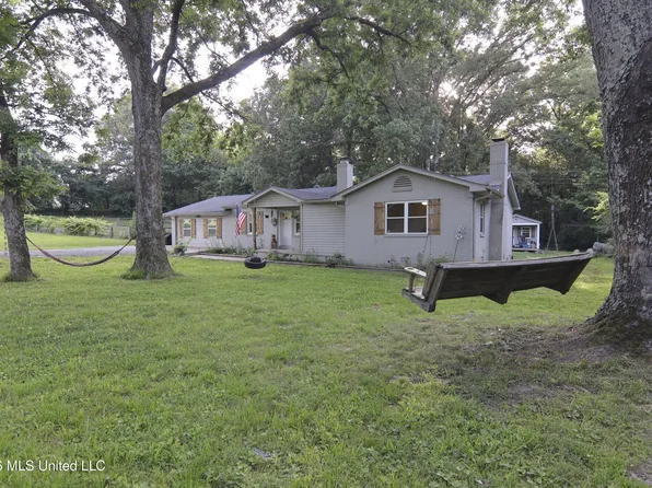 5871 Highway 305 S, Hernando, MS 38632