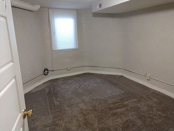 4th image of 116 W Jewell Ave Unit E