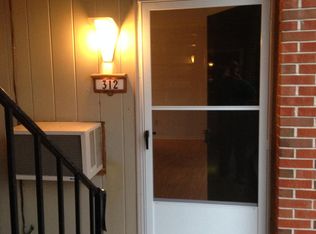 312 Decatur St, Saint Charles, MO 63301