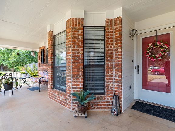 5th image of 2901 Oak Ridge Ct